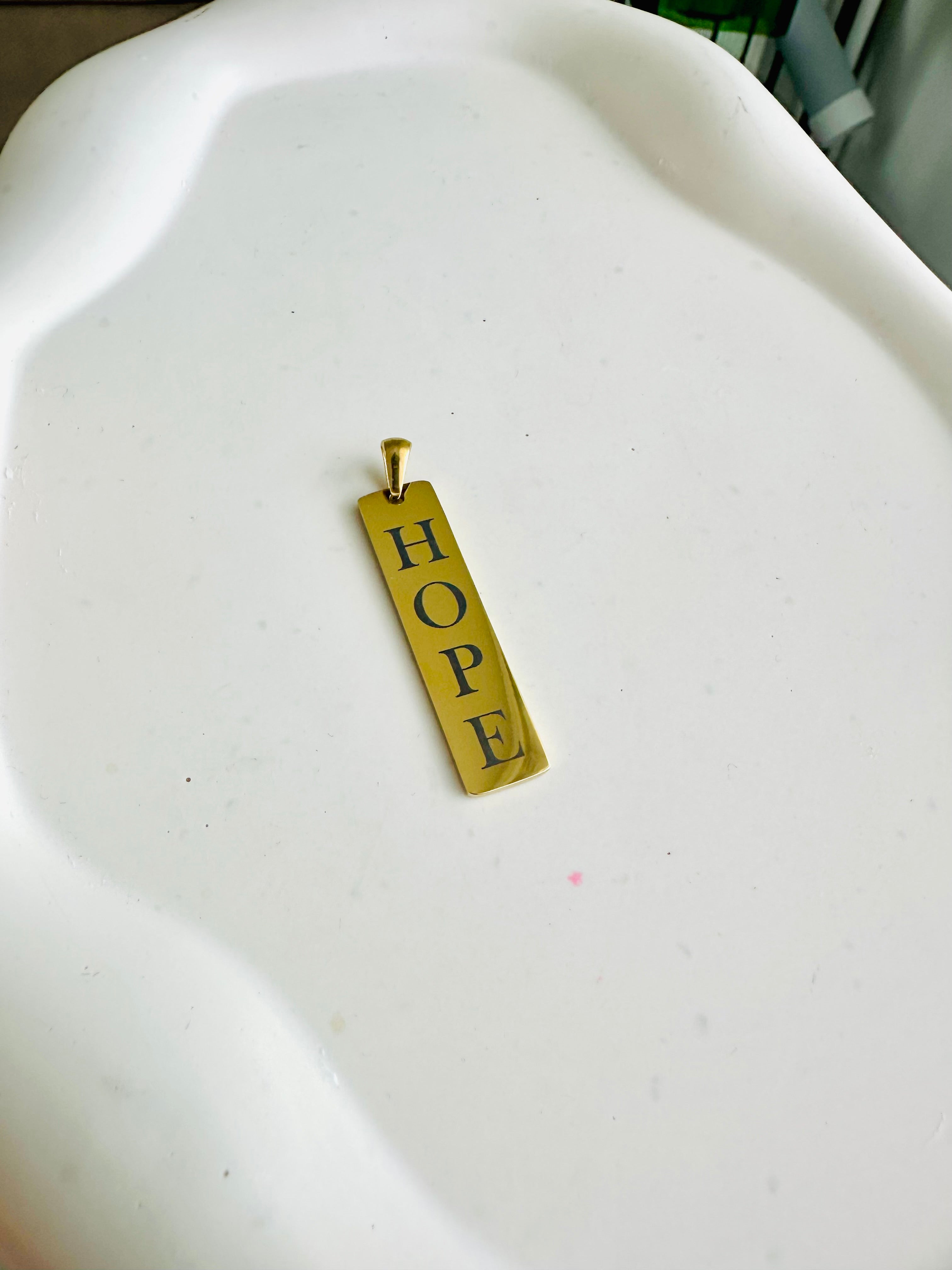 Pendentif à graver