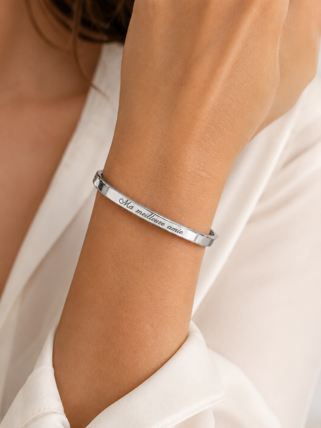 Bracelet avec message gravé en acier inoxydable – Bijou avec texte au choix – Bracelet minimaliste mixte Jewelka