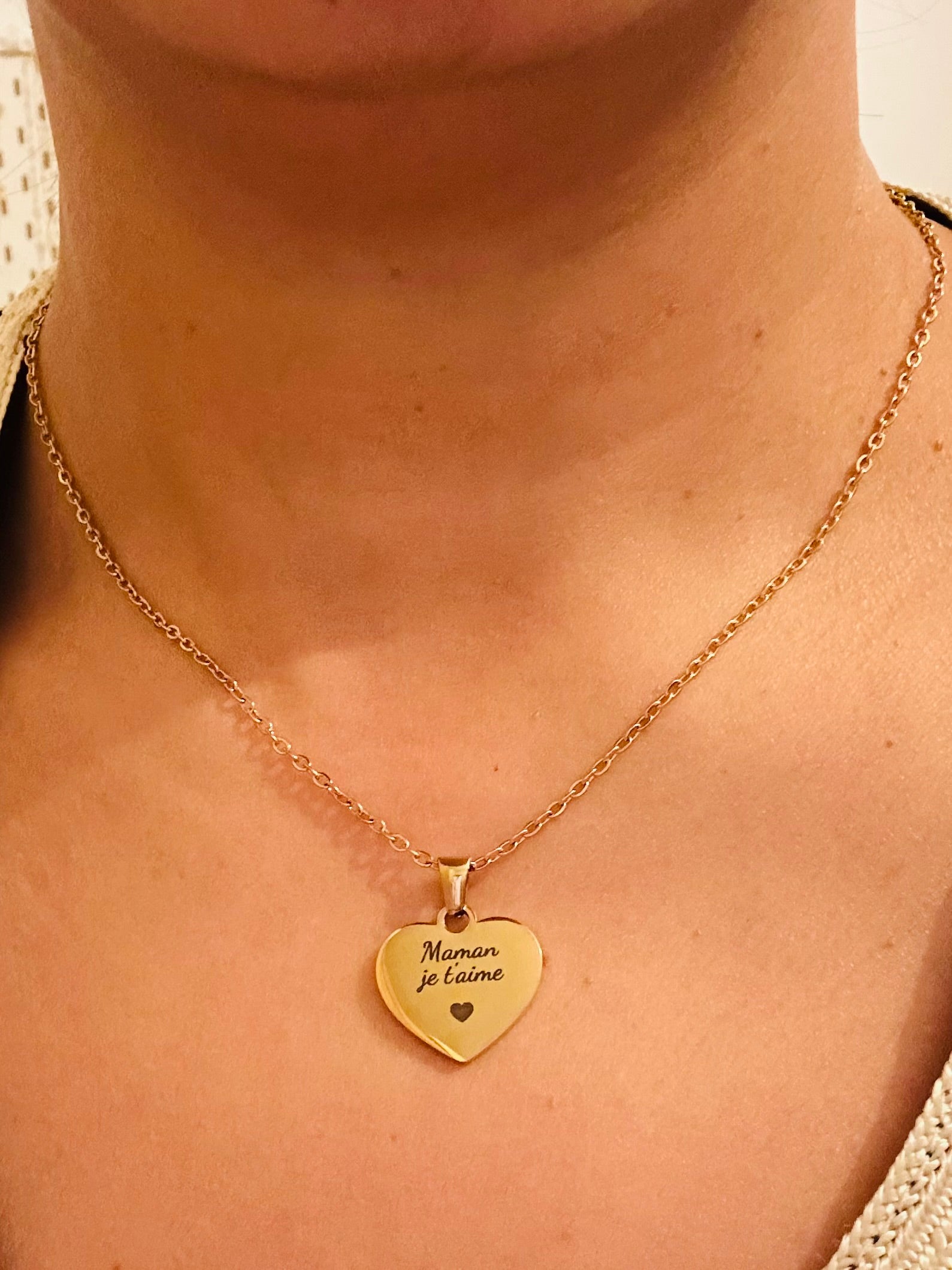 Collier Cœur Gravé "Maman je t'aime " Bijoux personnalisé pour Maman