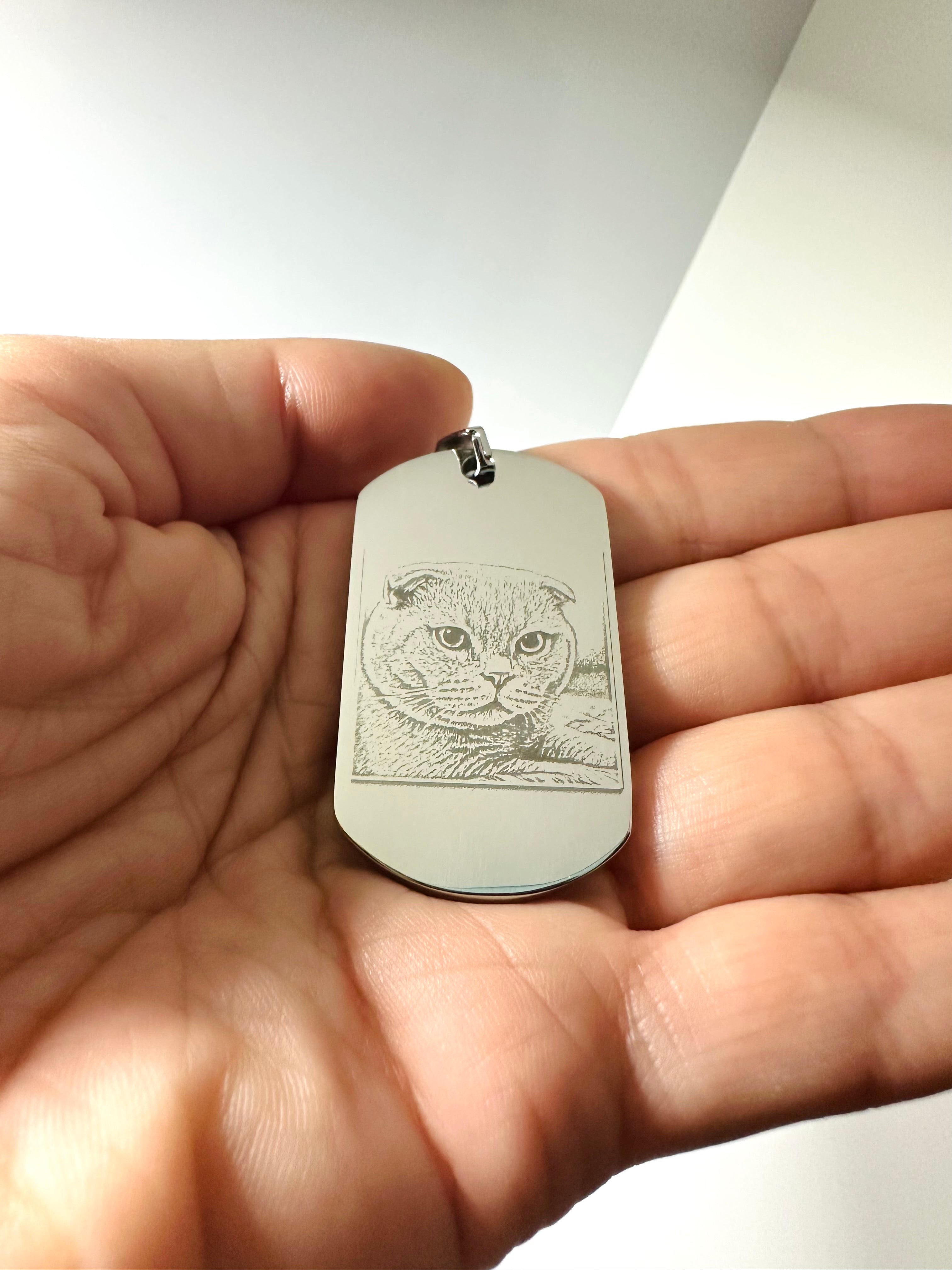 Médaillon en acier avec Photo Chat Personnalisés - Gravure Unique